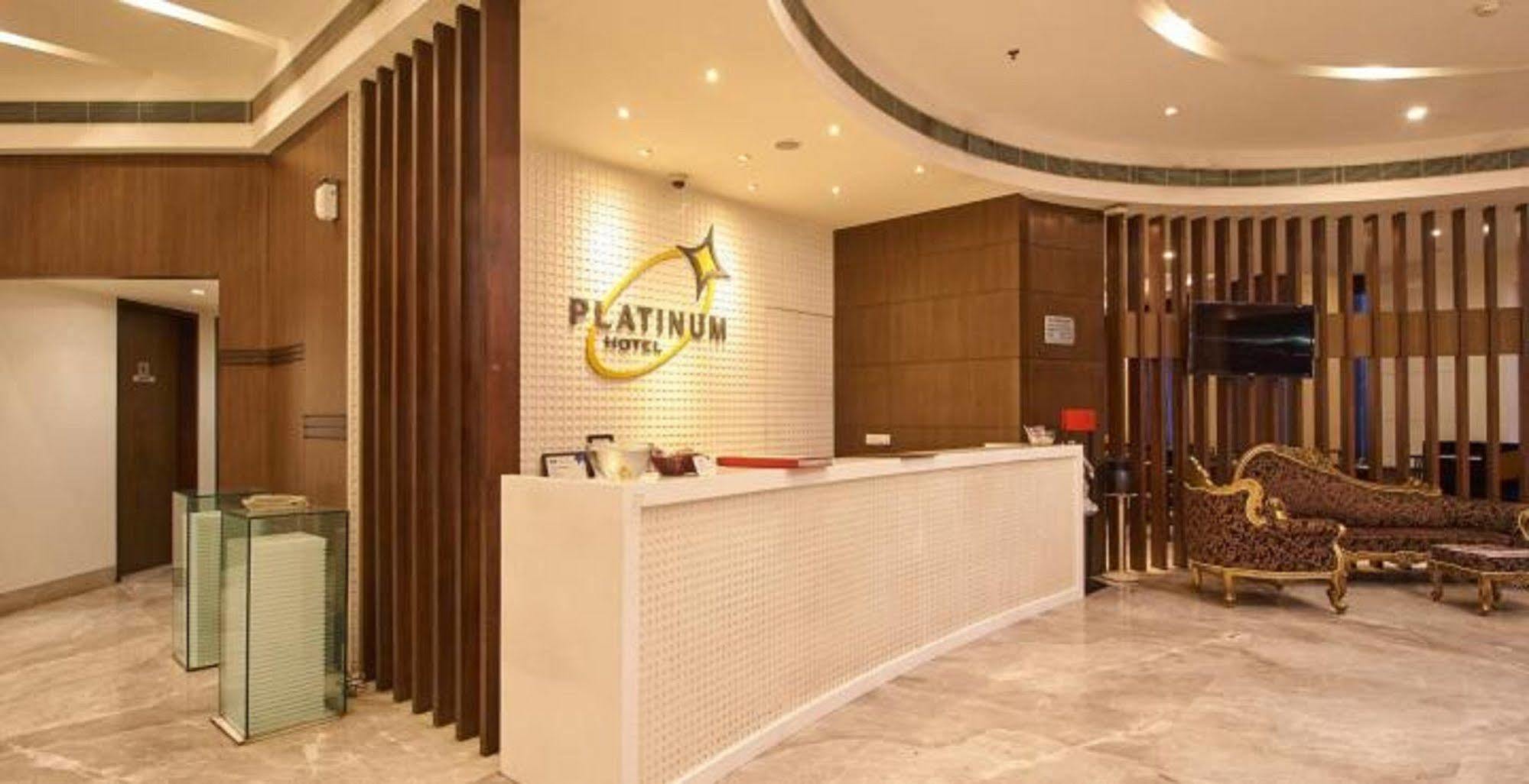 Hotel Platinum Rádžkót Exteriér fotografie